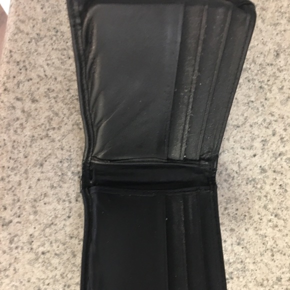 Mens authentic Burberry wallet. Style is from around 2015. - Picture 2 of 4